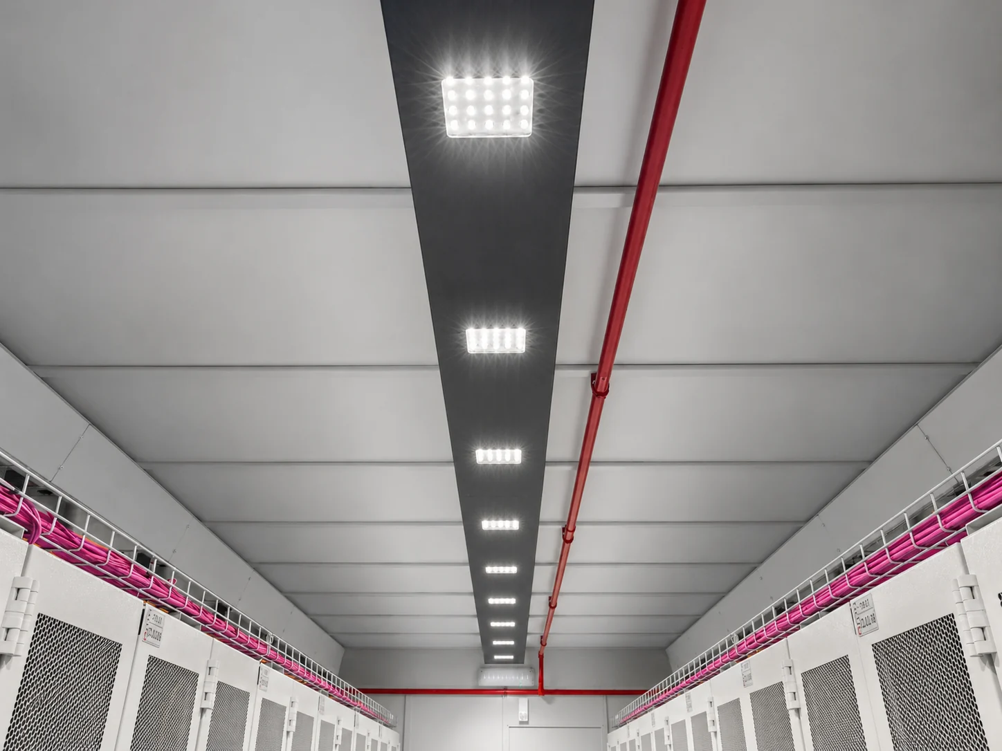 LED razsvetljava v tehničnem prostoru